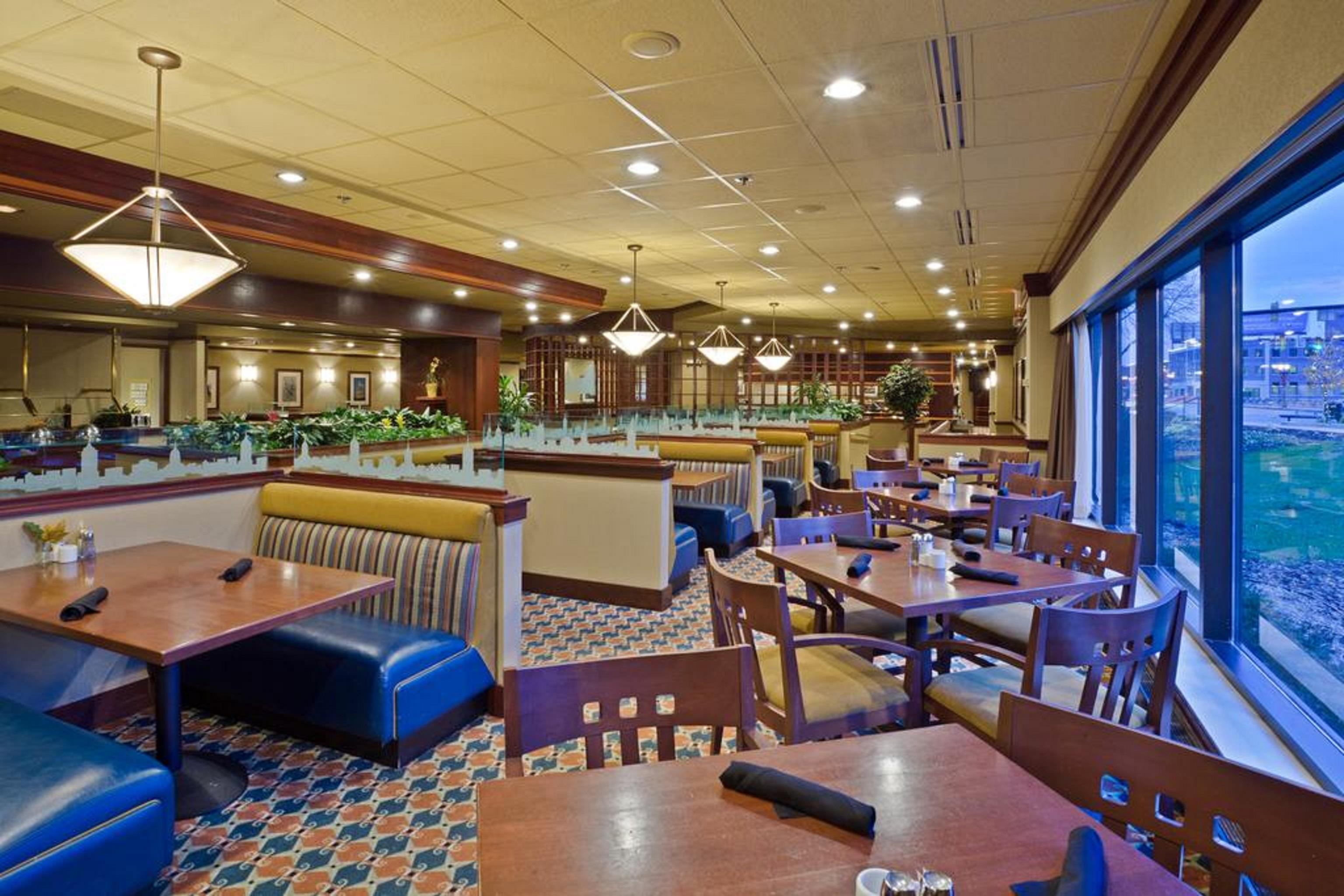 Doubletree By Hilton Lansing Hotel Kültér fotó