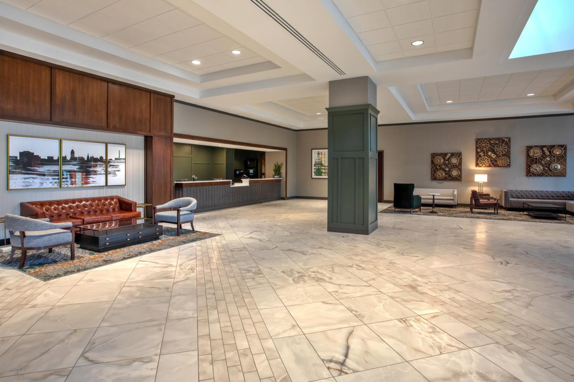 Doubletree By Hilton Lansing Hotel Kültér fotó