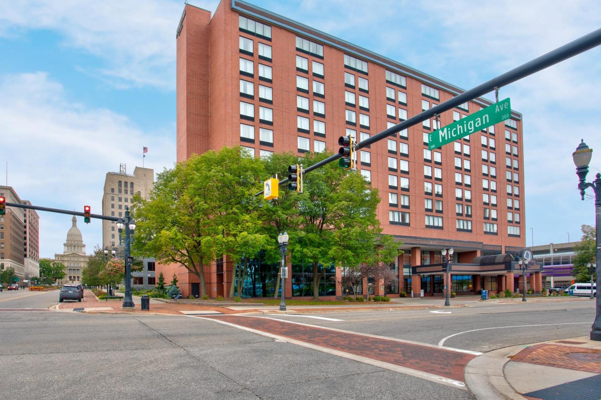 Doubletree By Hilton Lansing Hotel Kültér fotó