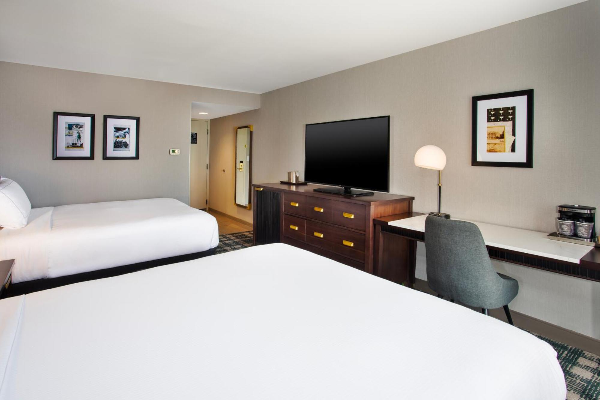 Doubletree By Hilton Lansing Hotel Kültér fotó