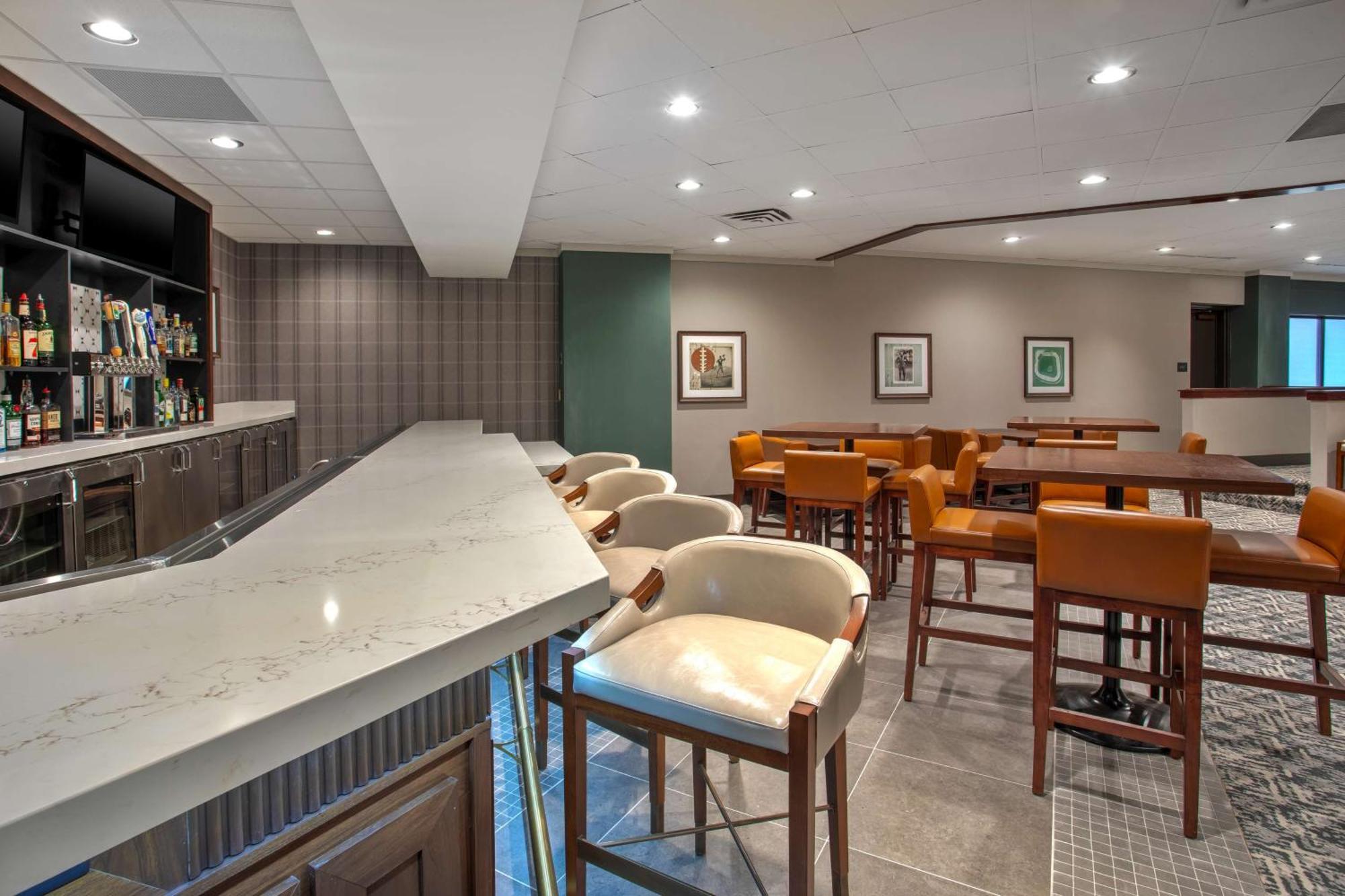 Doubletree By Hilton Lansing Hotel Kültér fotó